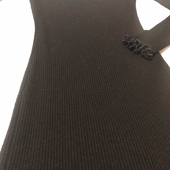 Ribbed Off the Shoulder mini dress - Picture 3 of 3